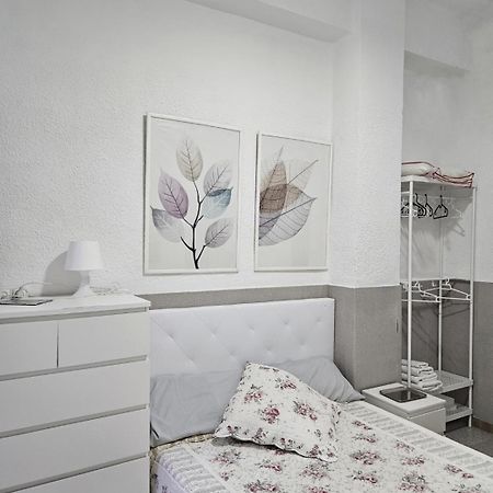 Habitacion En Casa De Familia "Valenciabonita" Zewnętrze zdjęcie