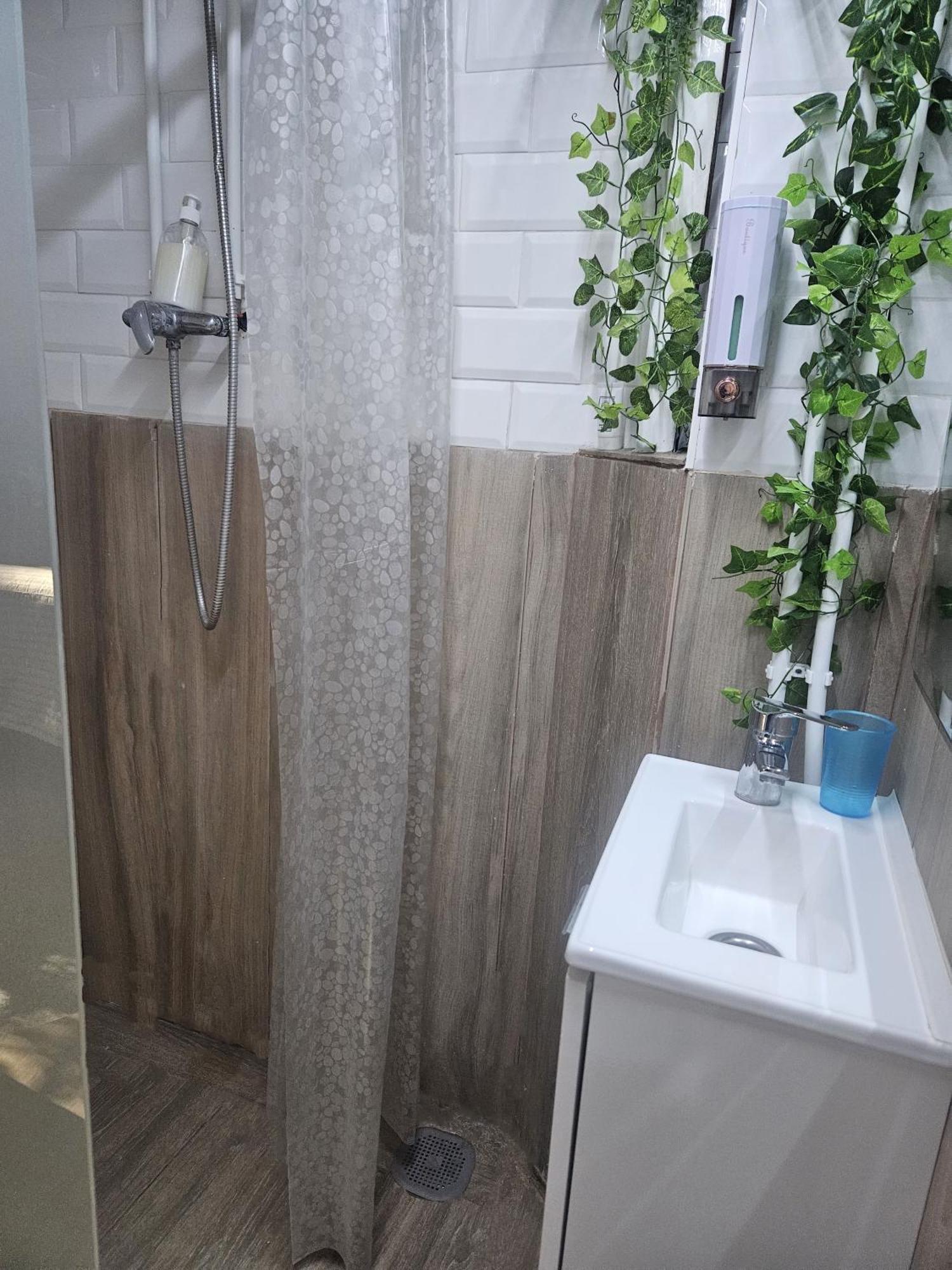 Habitacion En Casa De Familia "Valenciabonita" Zewnętrze zdjęcie