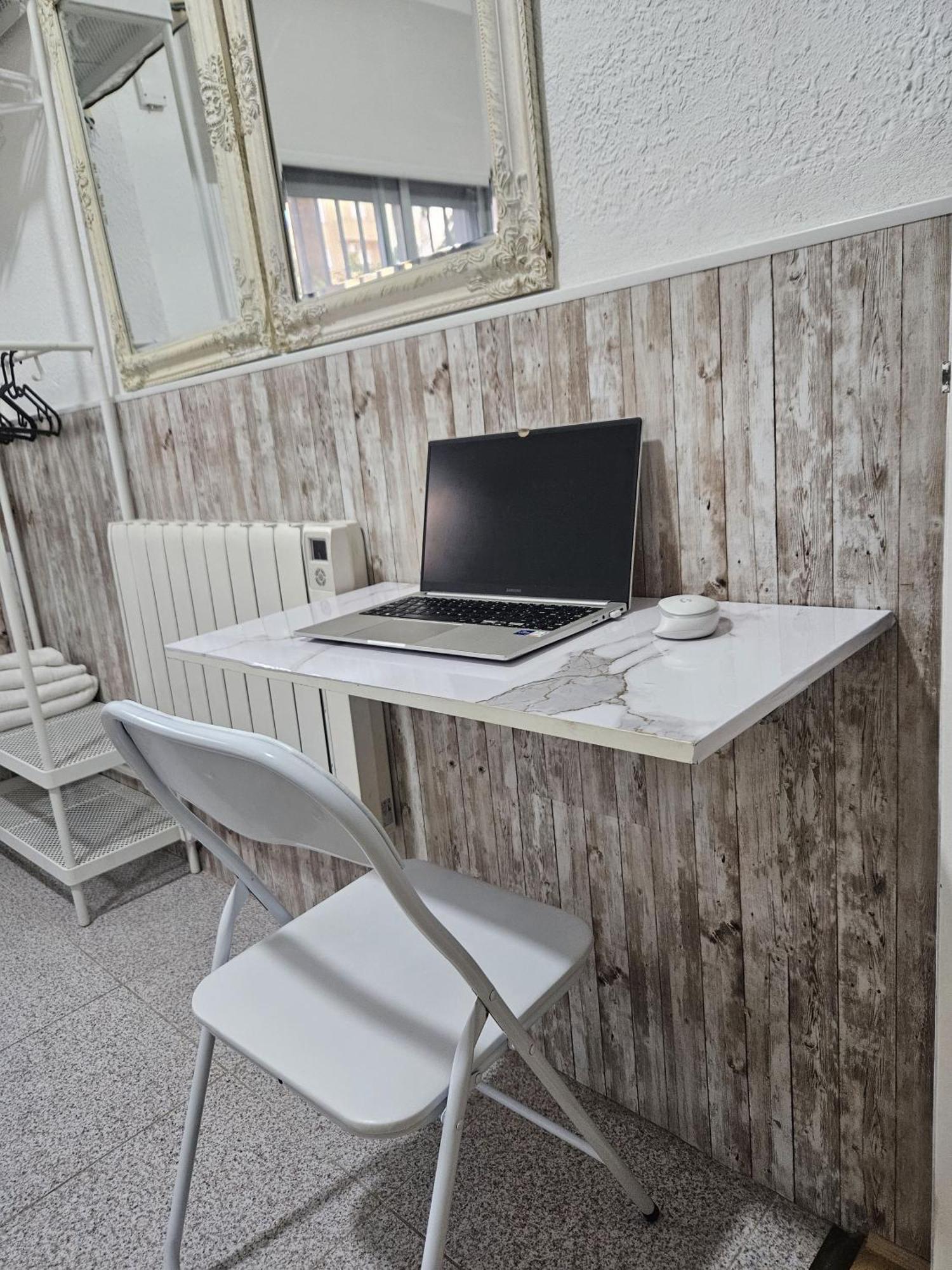 Habitacion En Casa De Familia "Valenciabonita" Zewnętrze zdjęcie